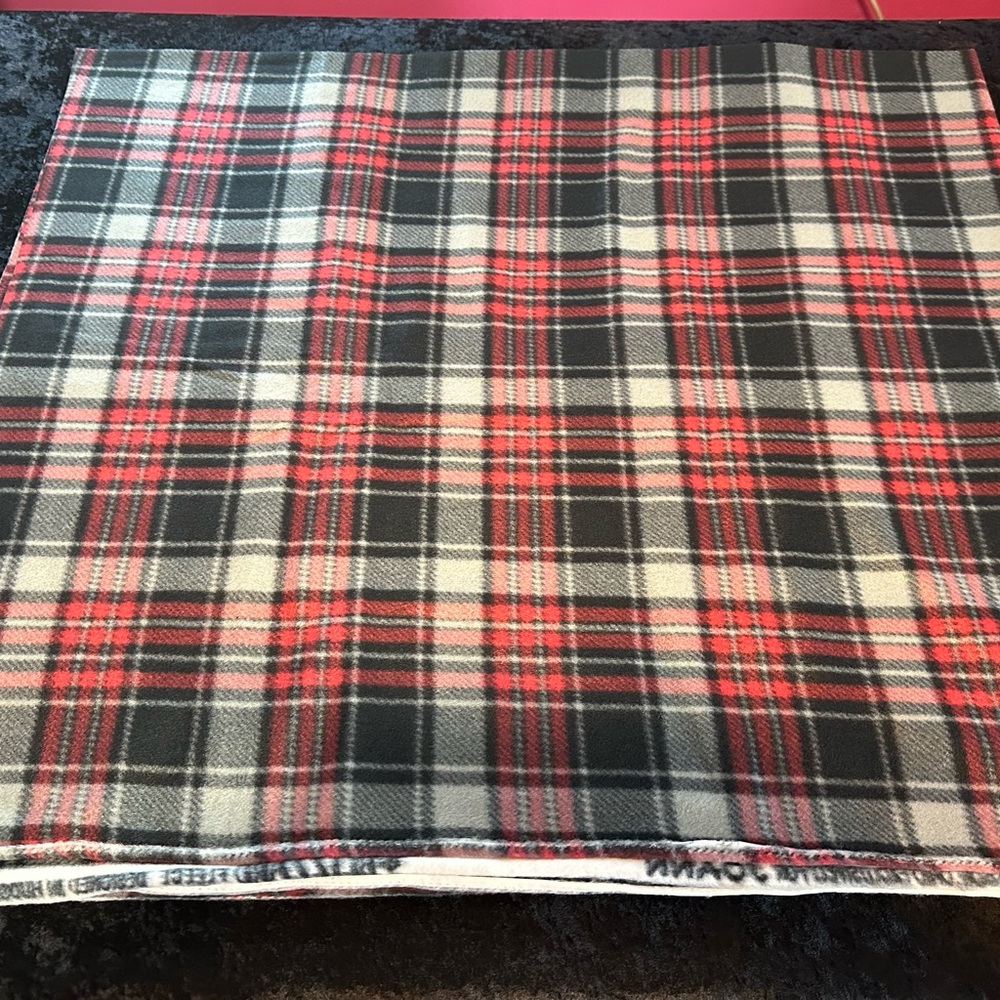 Fleece Fabric plaid in Red and Black